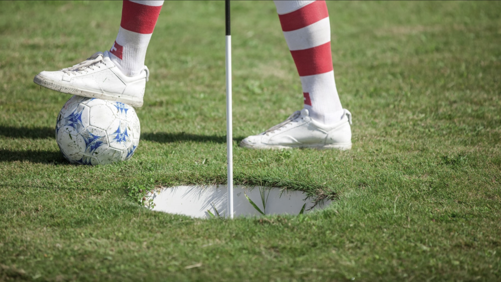 Fotbollsgolf Header