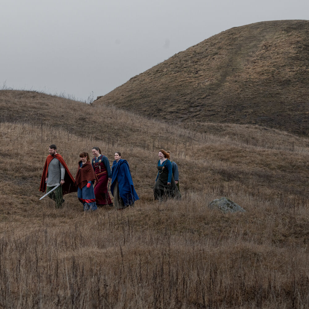 Vikingar vid Gamla Uppsala högar
