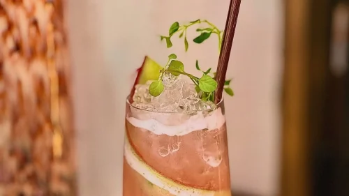 Cocktail på uteservering