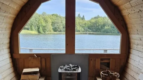 bastu med utsikt mot vattnet