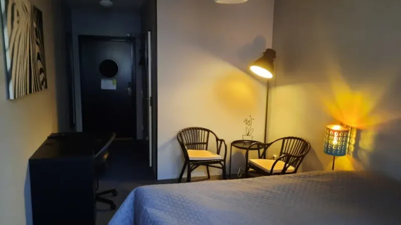 Vy över ett rum på Hotell Centralstationen
