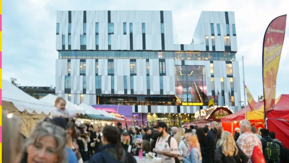 Marknad på Vaksala torg