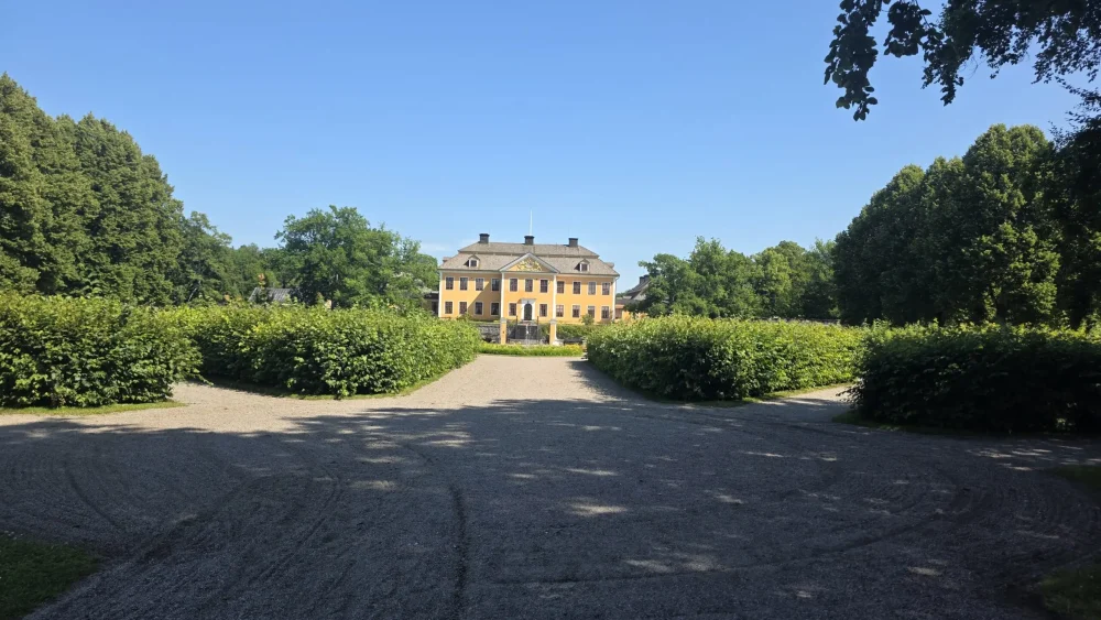 Fasaden på Lövstabruk